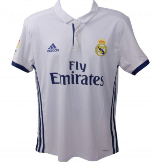 Real Madrid Signed Jersey Karim Benzema - Image 3