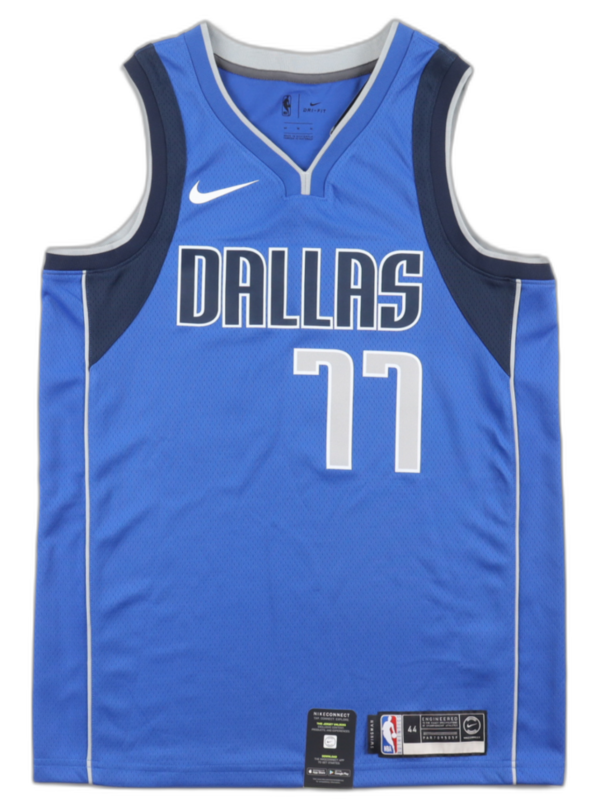 Mavericks Signed Jersey Luka Doncic - Image 3