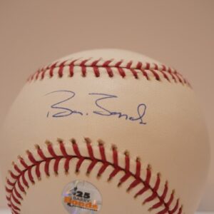 Close-up pelota firmada barry bonds